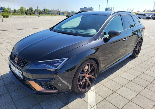 Seat Leon cena 146900 przebieg: 69000, rok produkcji 2019 z Gdańsk małe 92